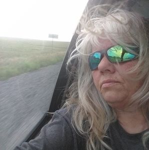 Meet your Posher, Pam